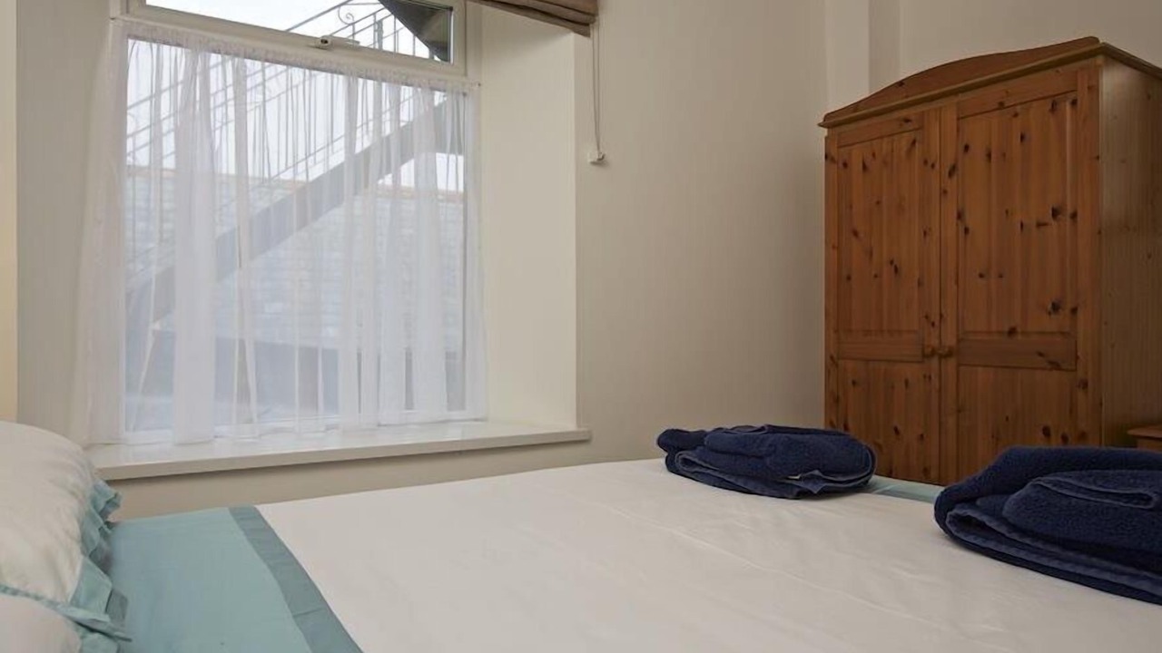 Photo of Bedroom in Hope-Cove