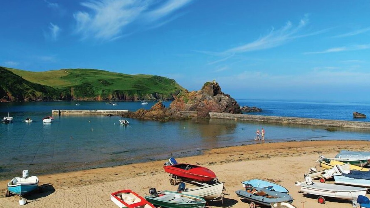 Photo of Others in Hope-Cove