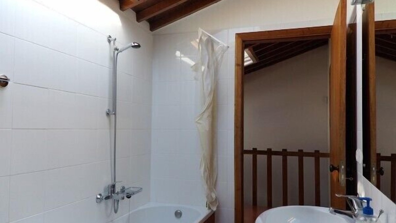 Photo of Bathroom in Lagoa
