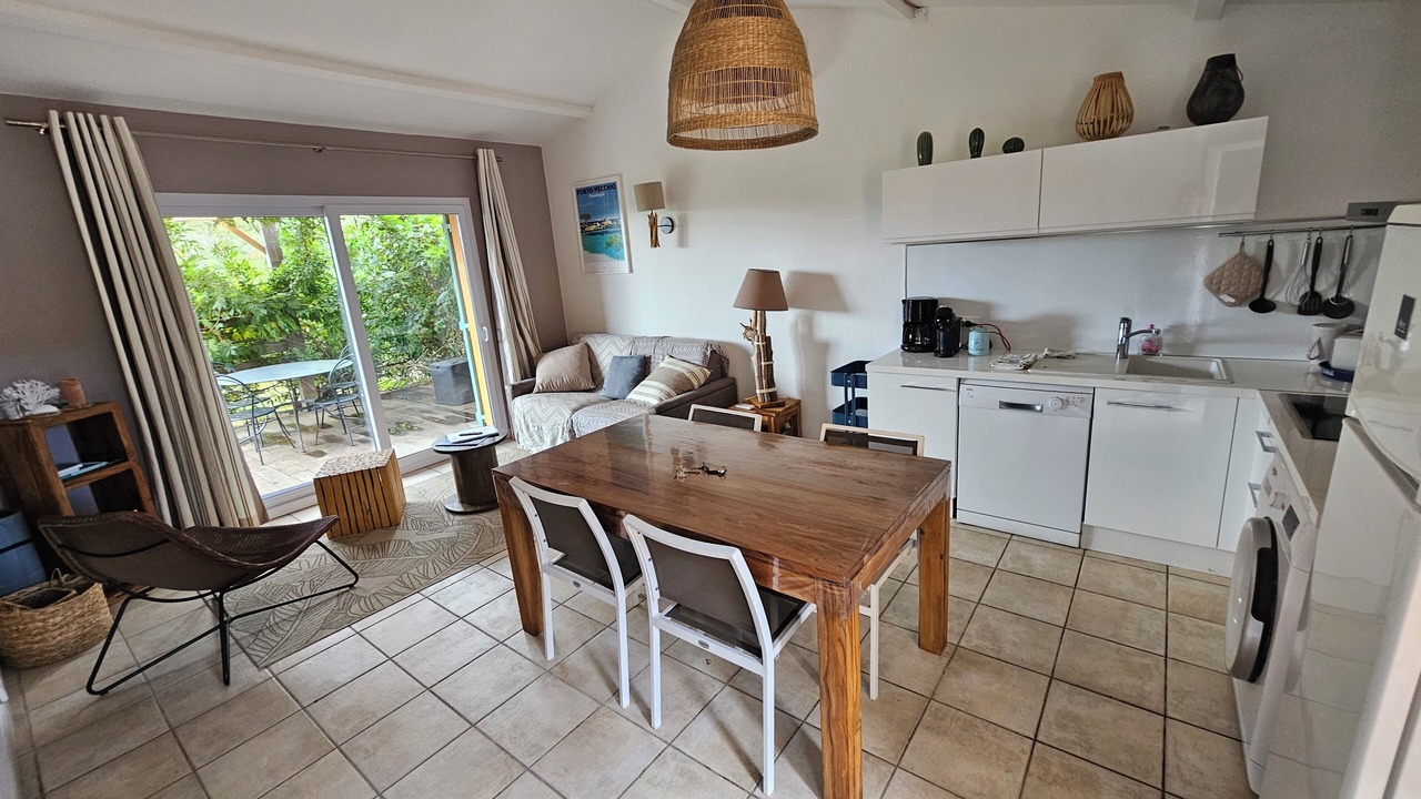 Photo of Kitchen in Hameau de Palombaggia