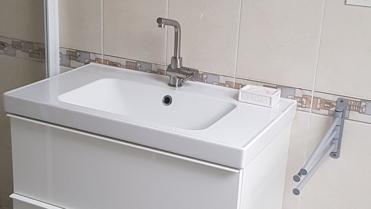 Photo of Bathroom in Saulon-la-Rue