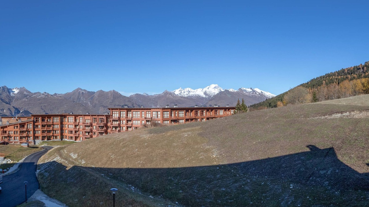 Photo of Outdoor in Arc-1800