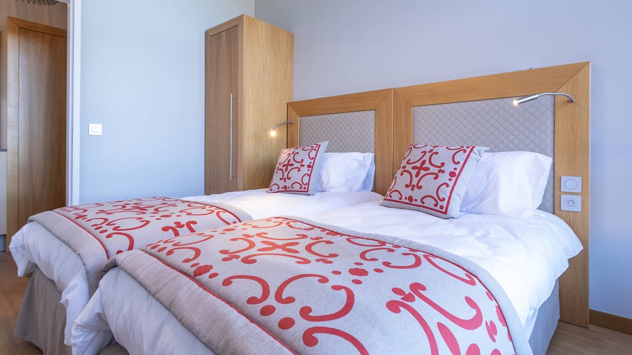 Photo of Bedroom in Arc-1800