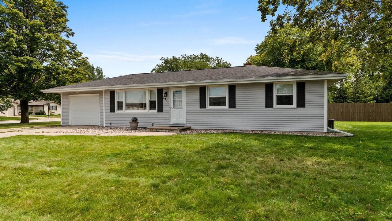 Photo of Outdoor in Ashwaubenon