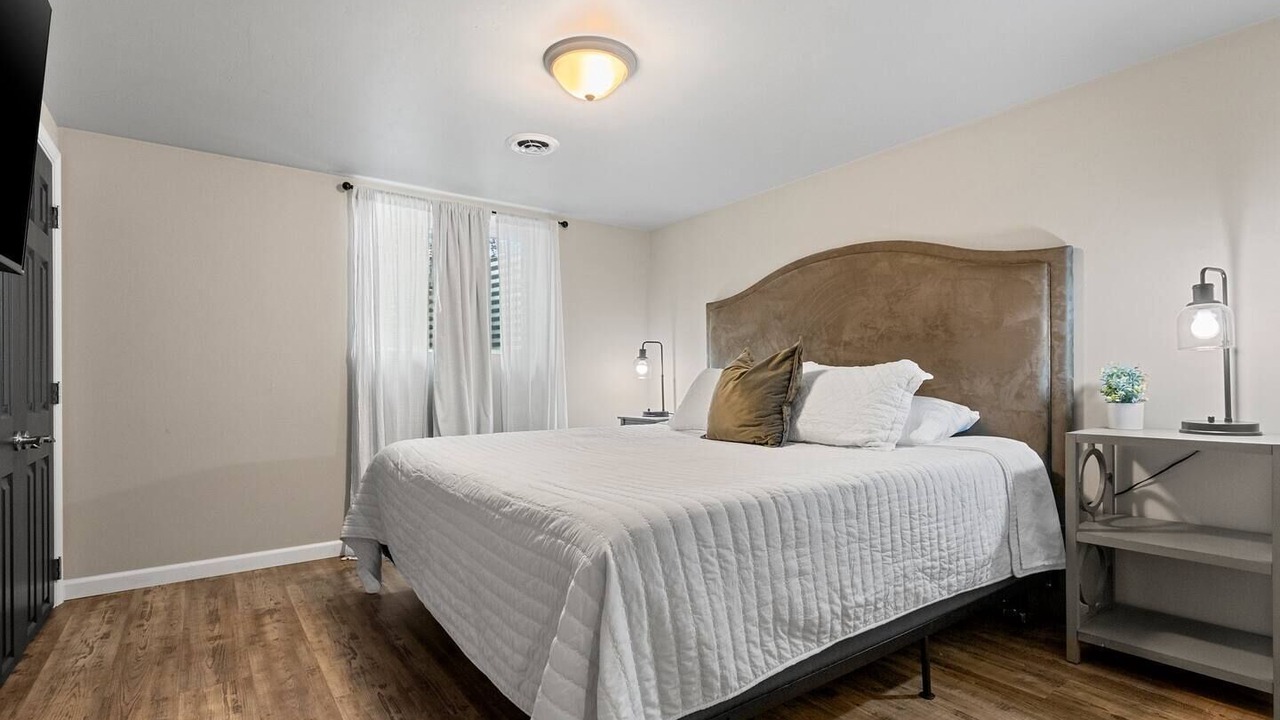 Photo of Bedroom in Ashwaubenon
