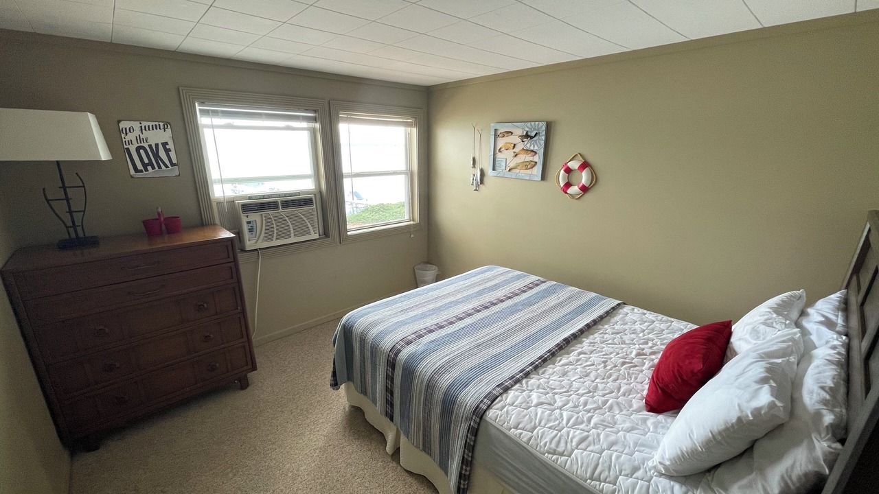 Photo of Bedroom in Suttons Bay