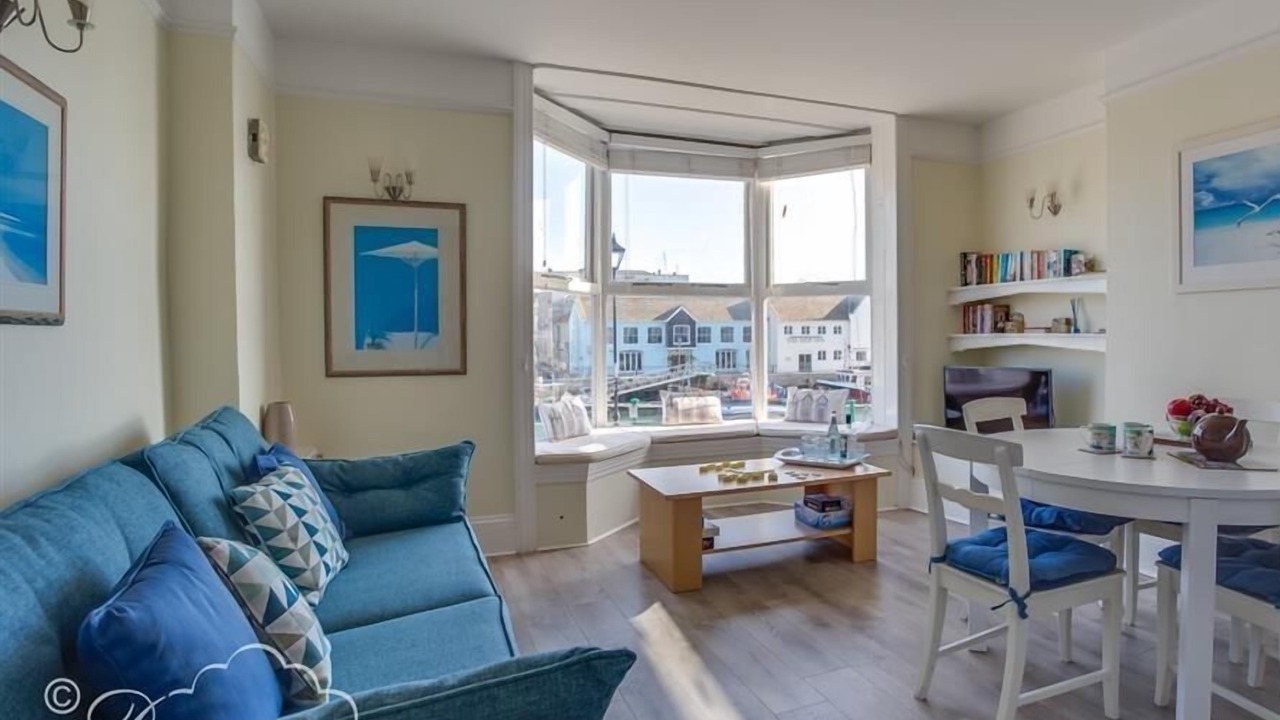 Photo of Livingroom in Weymouth
