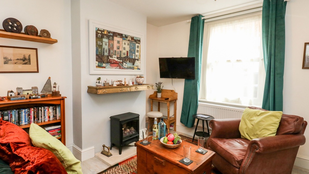 Photo of Livingroom in Weymouth