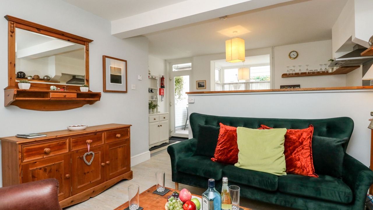 Photo of Livingroom in Weymouth