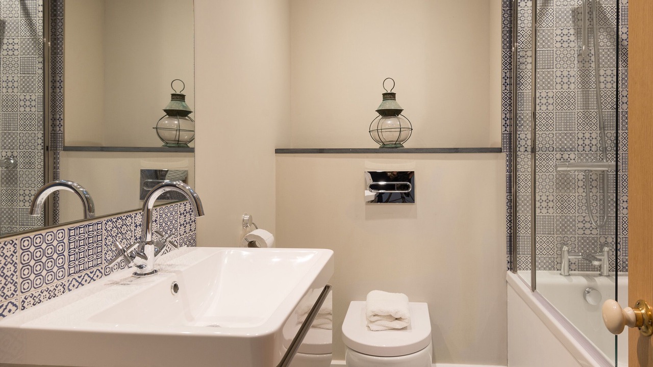 Photo of Bathroom in Port Isaac