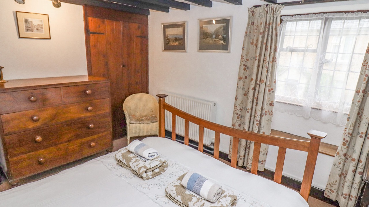 Photo of Bedroom in Bourton