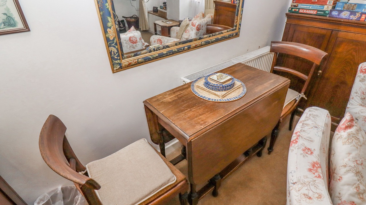 Photo of Livingroom in Bourton