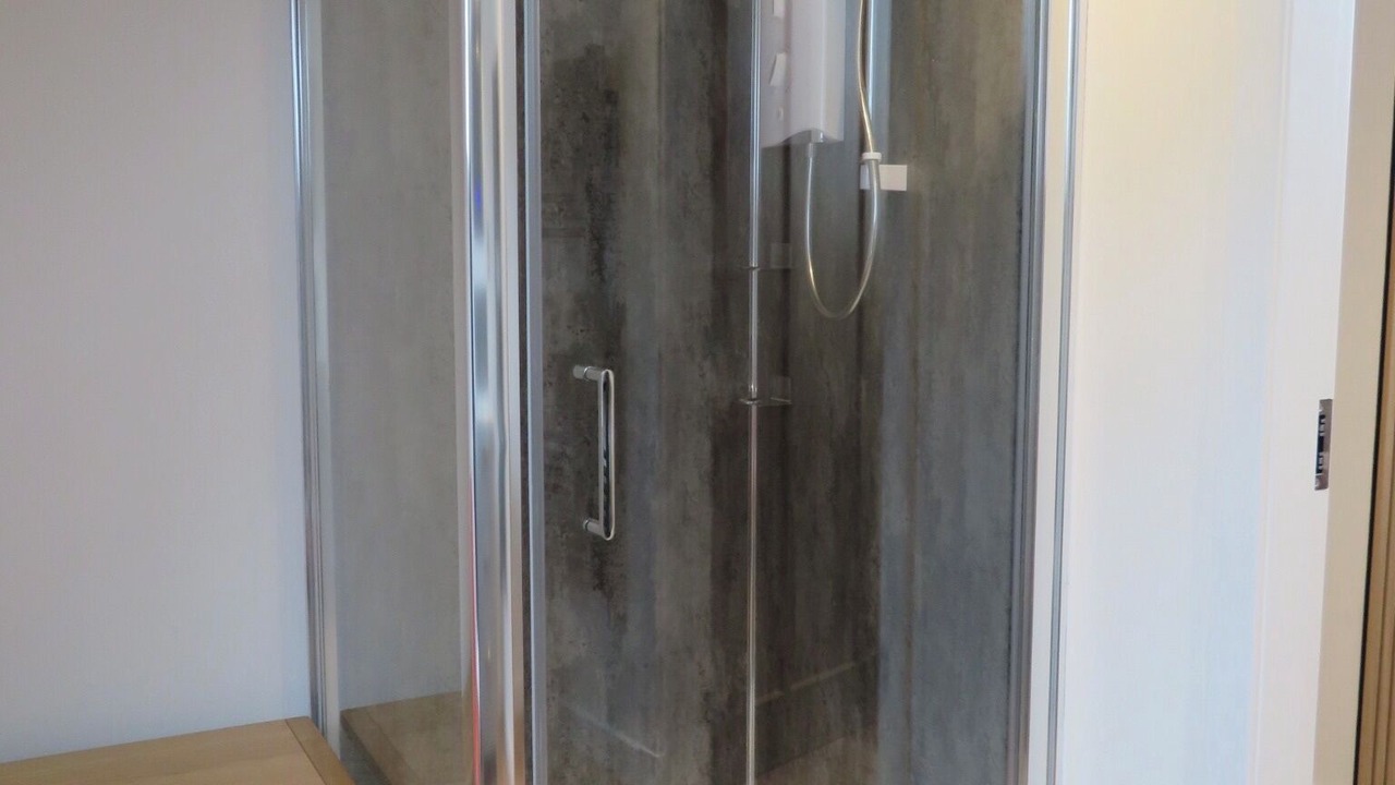 Photo of Bathroom in Foyers