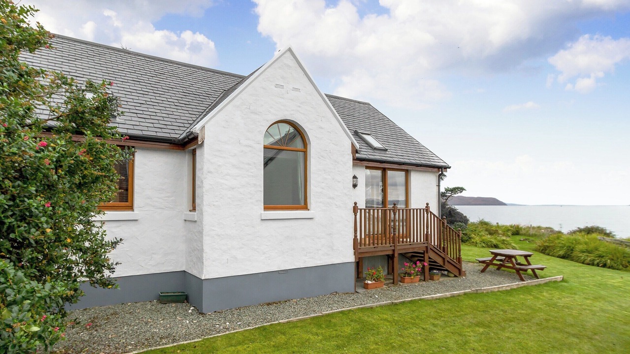 Photo of Outdoor in Broadford