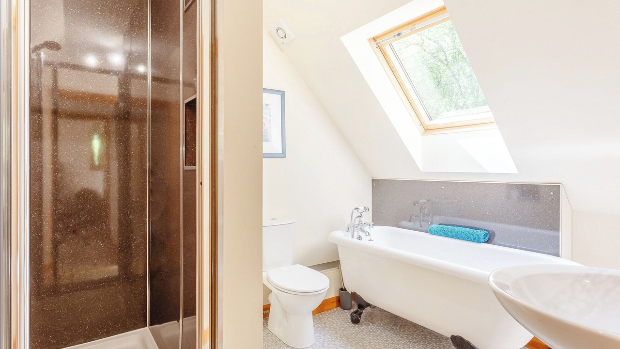 Photo of Bathroom in Balnain