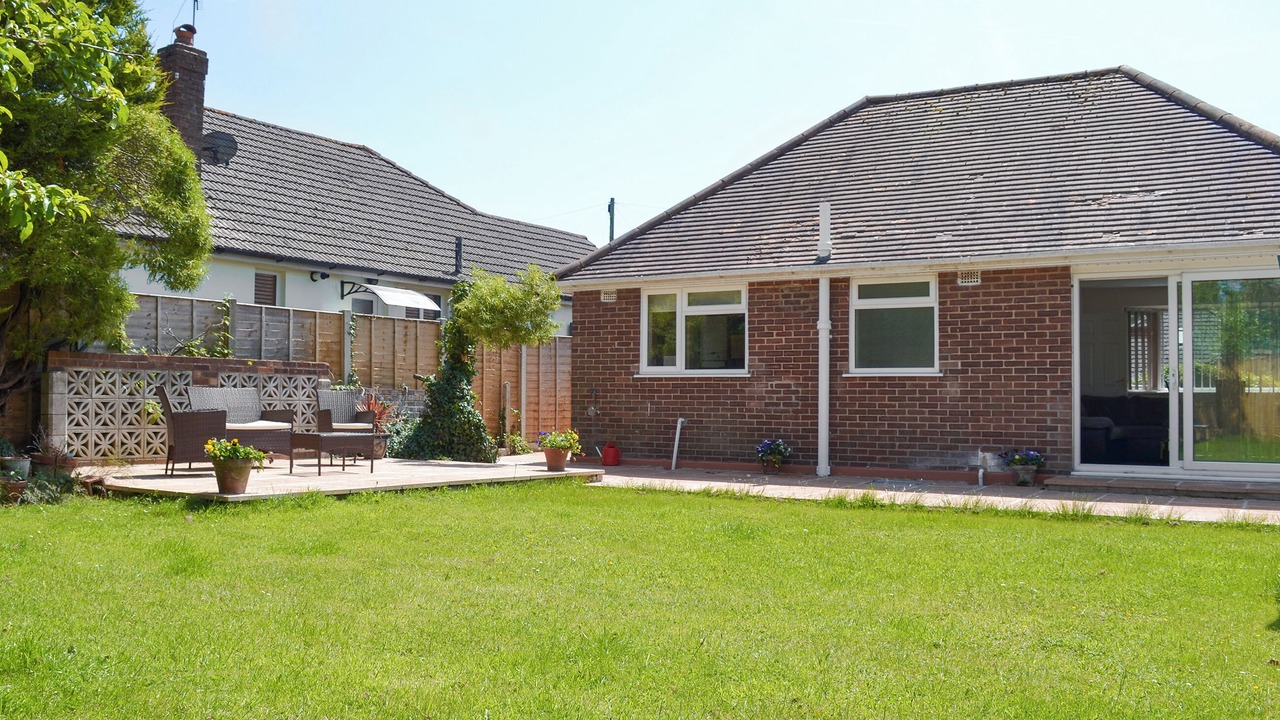 Photo of Outdoor in Broadstone