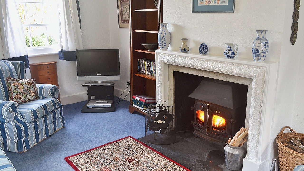 Photo of Bedroom in Helford Passage