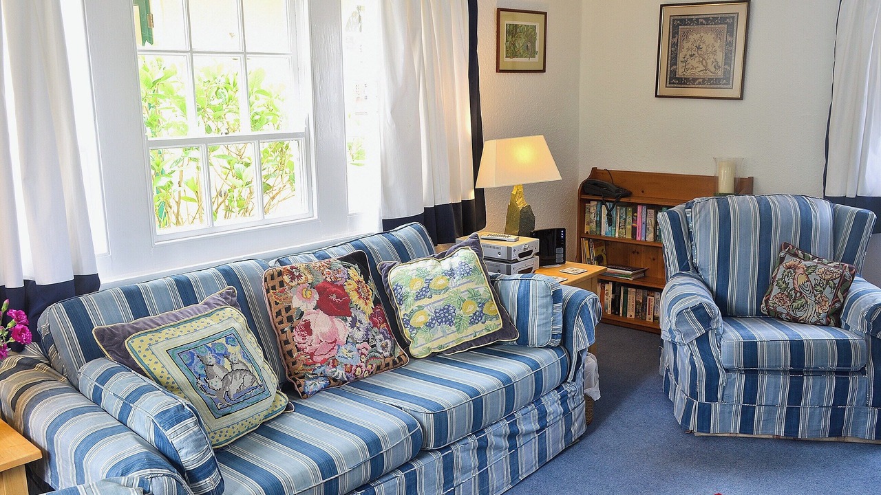 Photo of Bedroom in Helford Passage