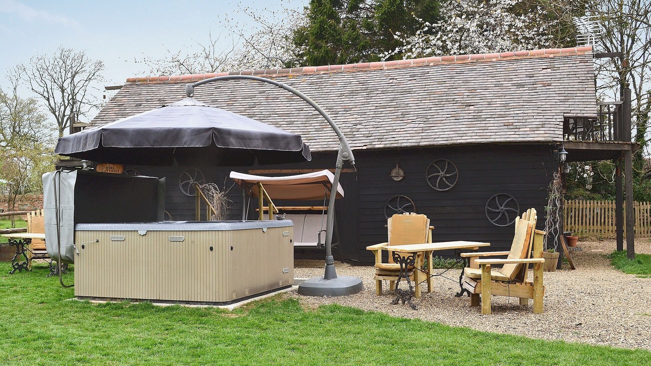 Photo of Outdoor in Elmsted