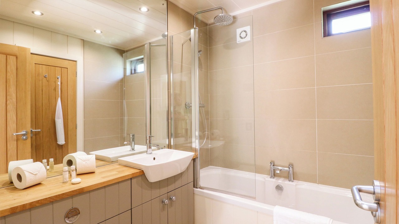 Photo of Bathroom in Barnsdale