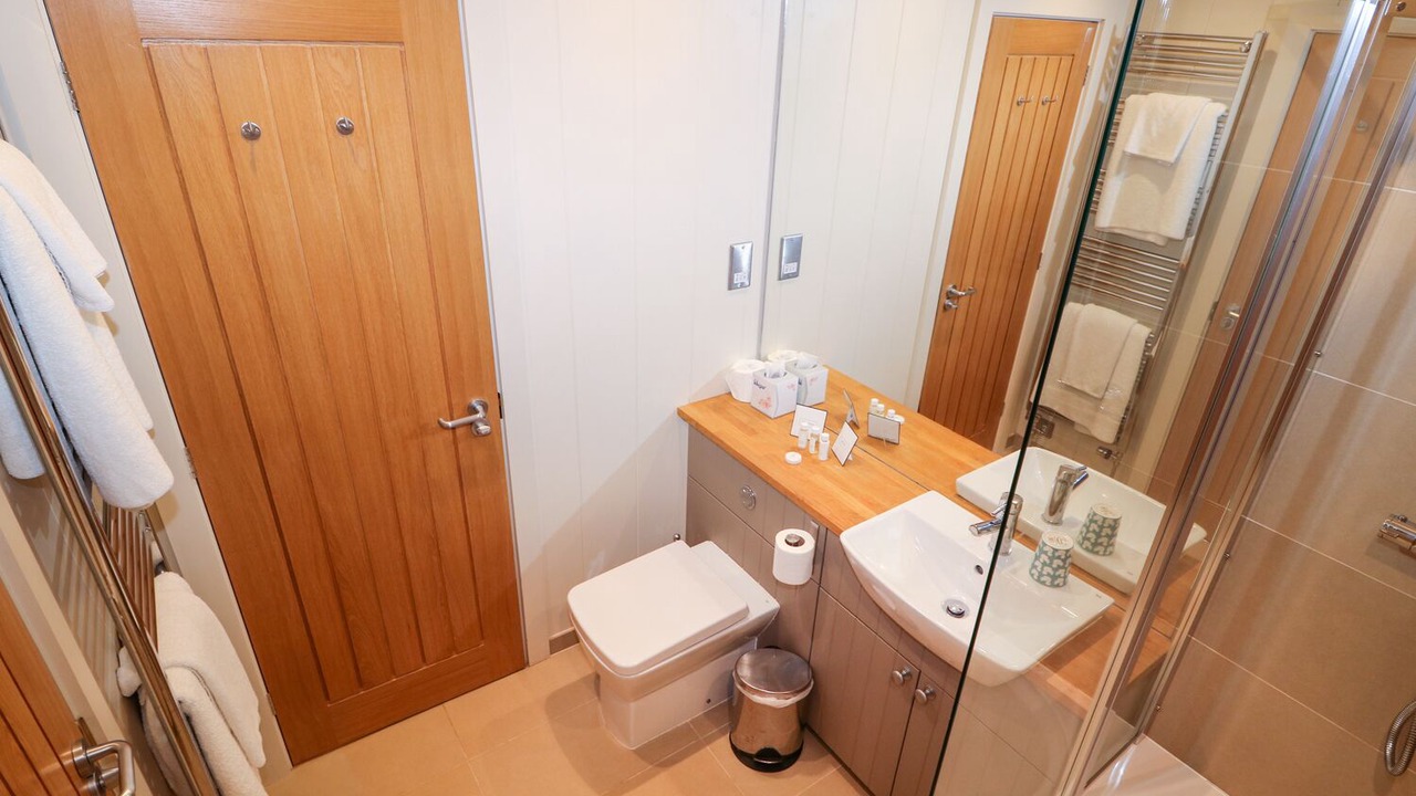 Photo of Bathroom in Barnsdale