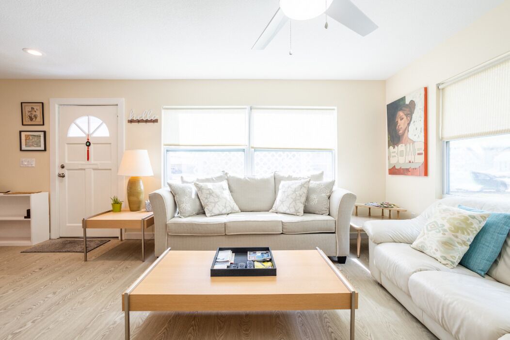 Photo of Livingroom in Gillespie Park
