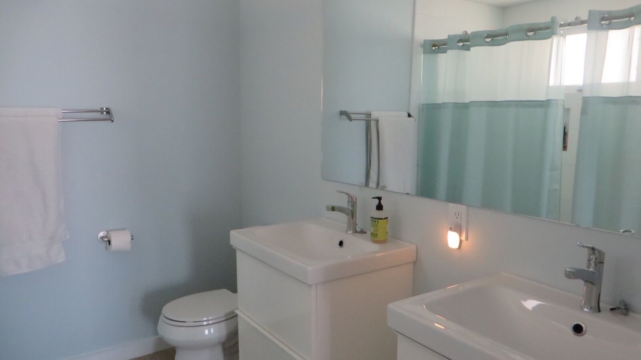 Photo of Bathroom in Gillespie Park