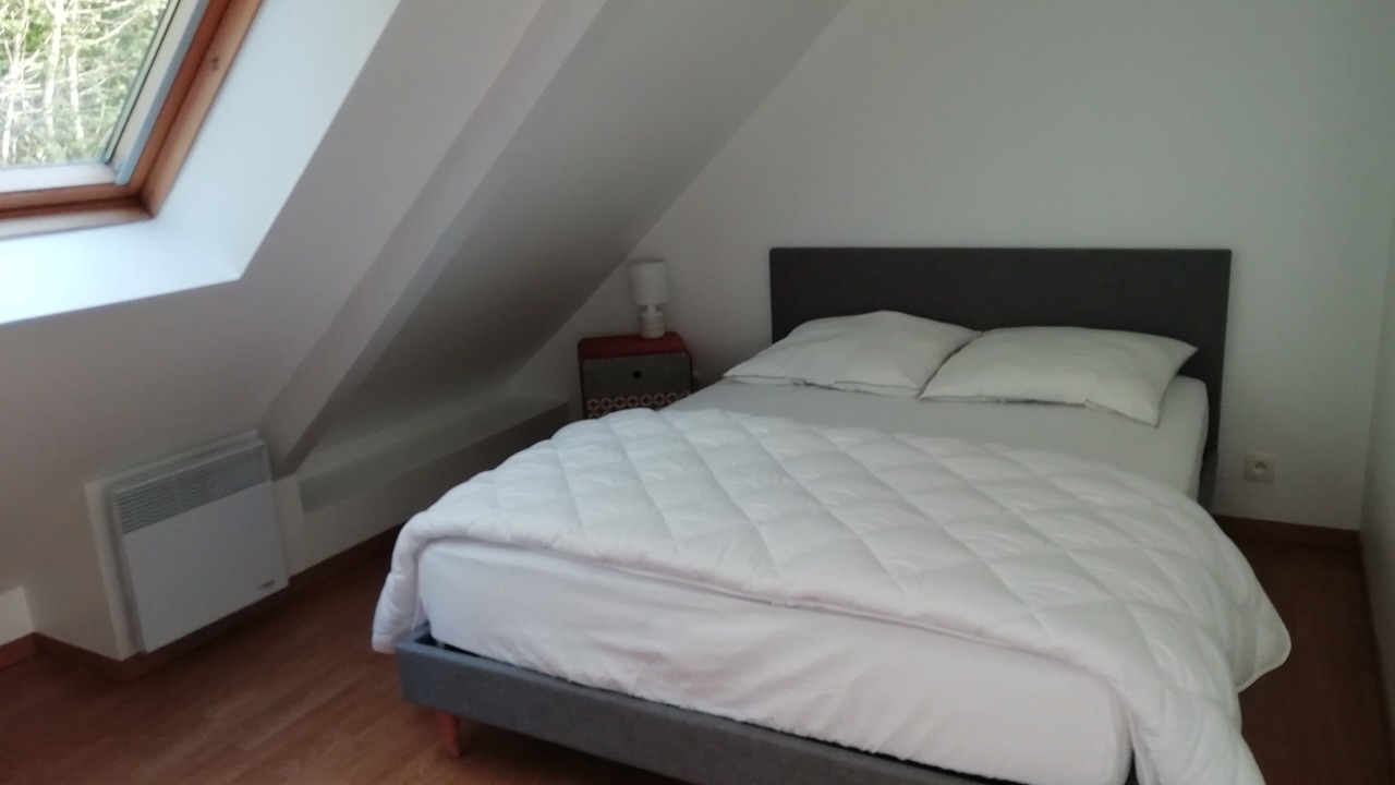 Photo of Bedroom in Saint-Vaast-sur-Seulles