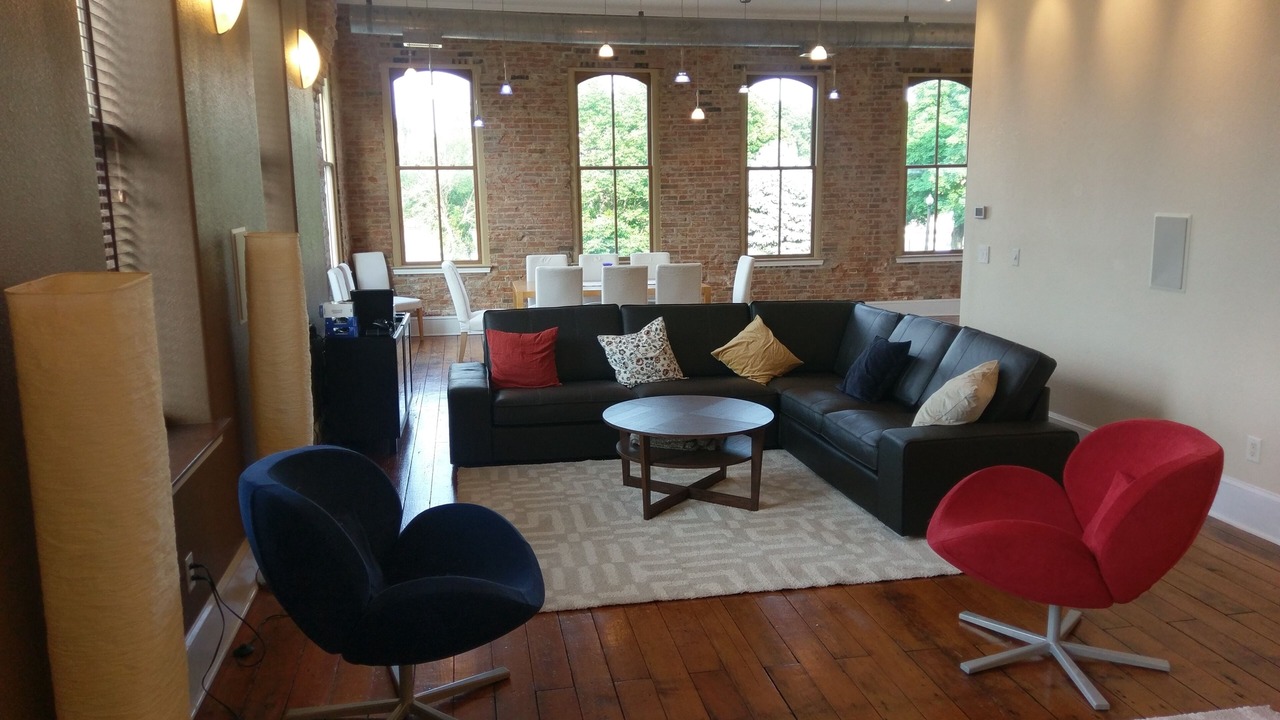 Photo of Livingroom in McLean