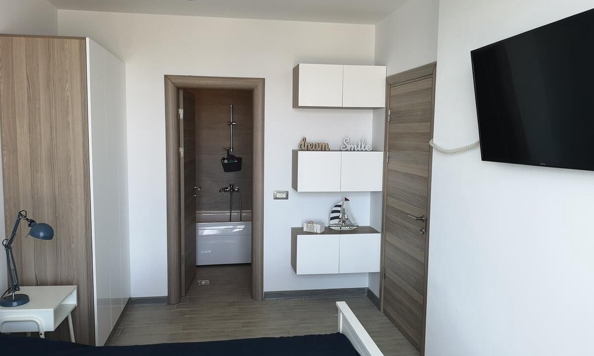 Photo of Bedroom in Mamaia-Sat
