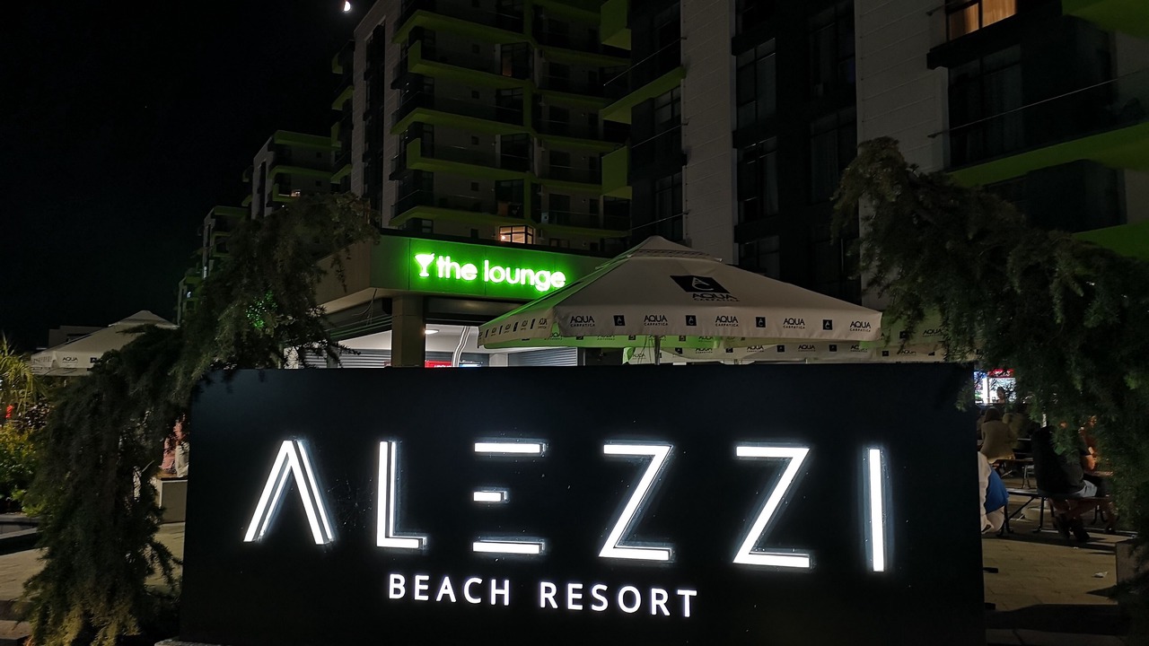 Photo of Outdoor in Mamaia-Sat