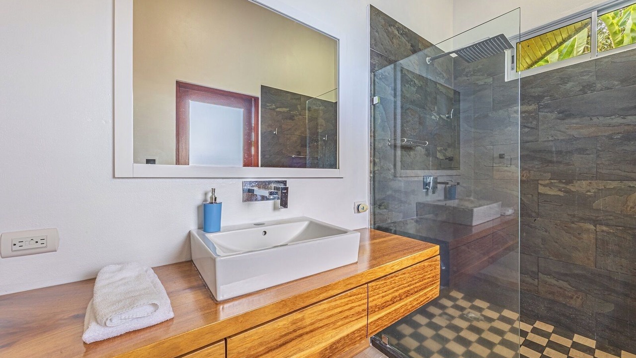 Photo of Bathroom in Hatillo