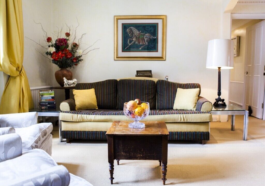 Photo of Livingroom in Brompton & Hans Town