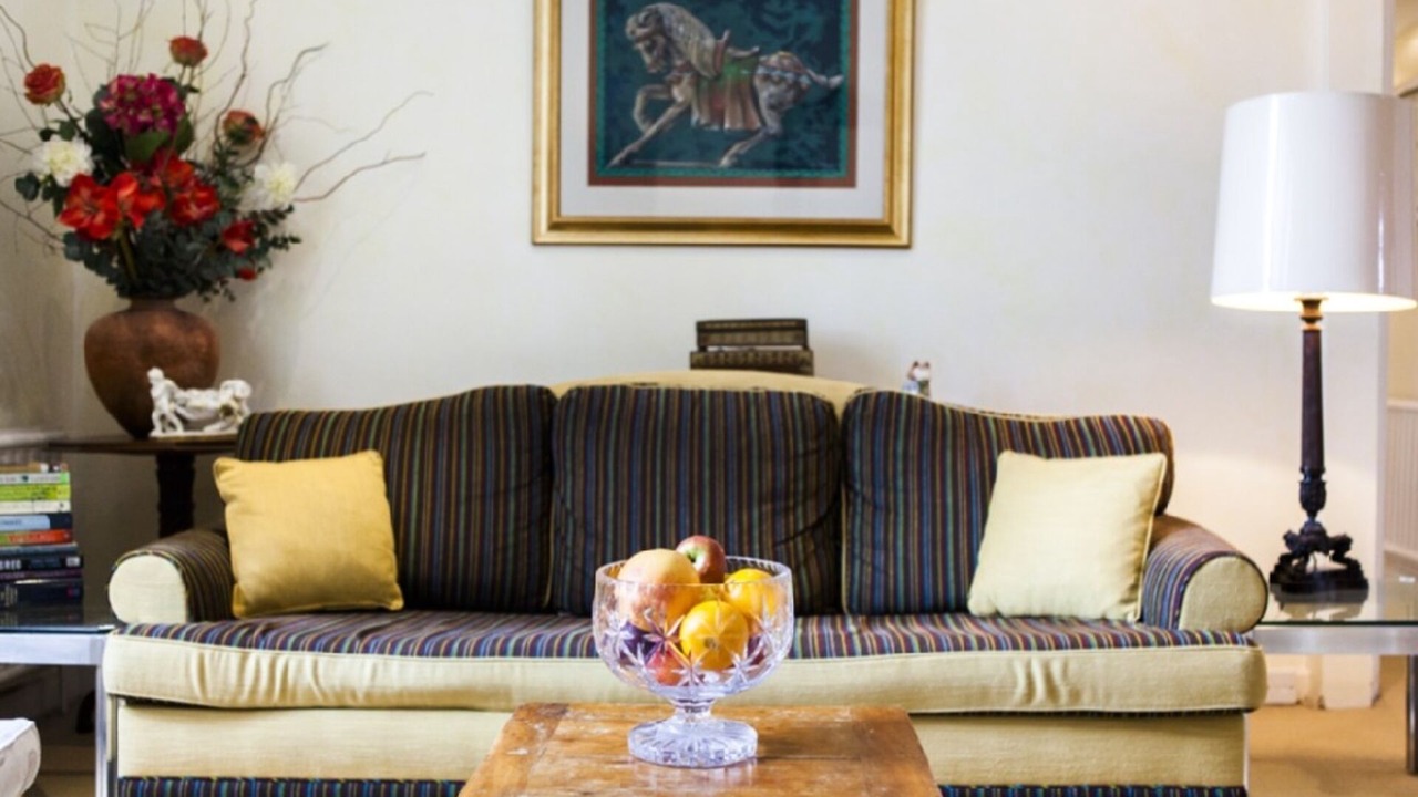 Photo of Livingroom in Brompton & Hans Town