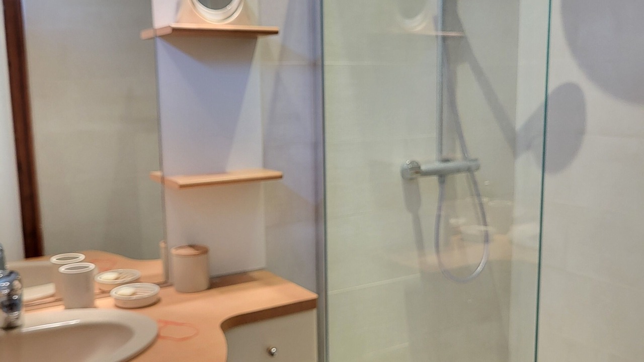 Photo of Bathroom in Royan