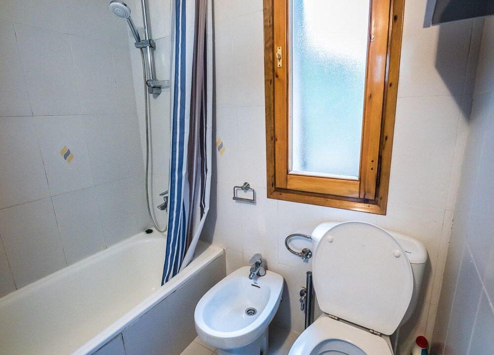 Photo of Bathroom in Tamariu