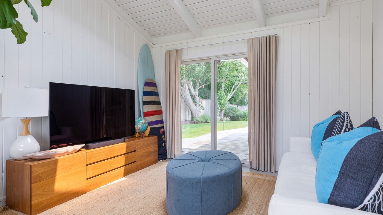 Photo of Livingroom in Culloden Shores
