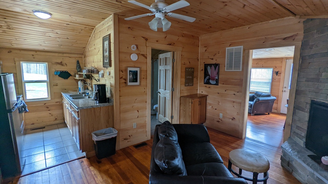 Photo of Livingroom in Laurelville