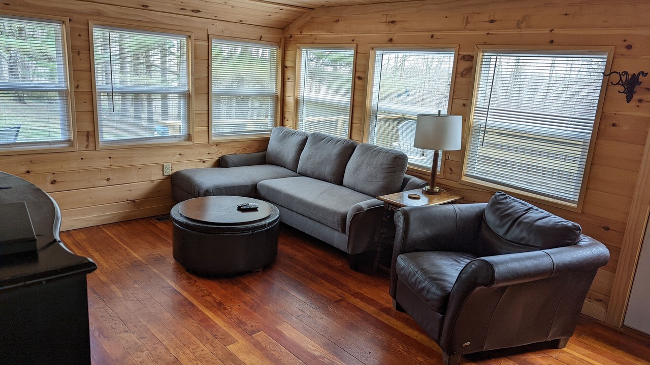 Photo of Livingroom in Laurelville