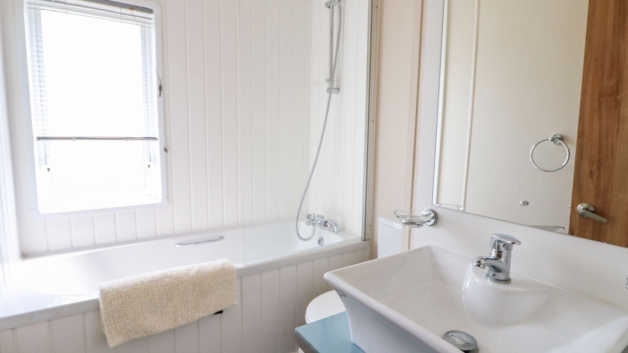 Photo of Bathroom in Tattershall