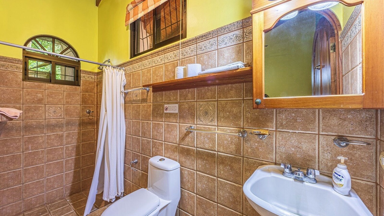 Photo of Bathroom in Hatillo