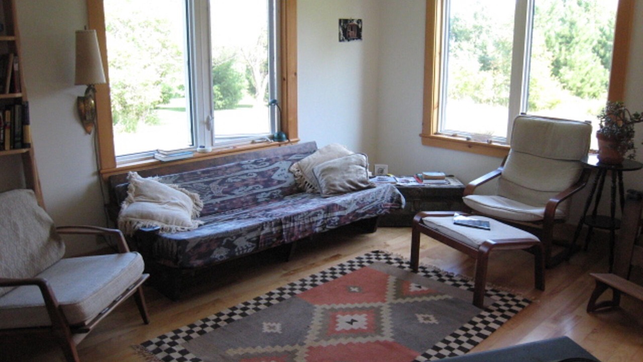 Photo of Livingroom in Victoria Subd. A