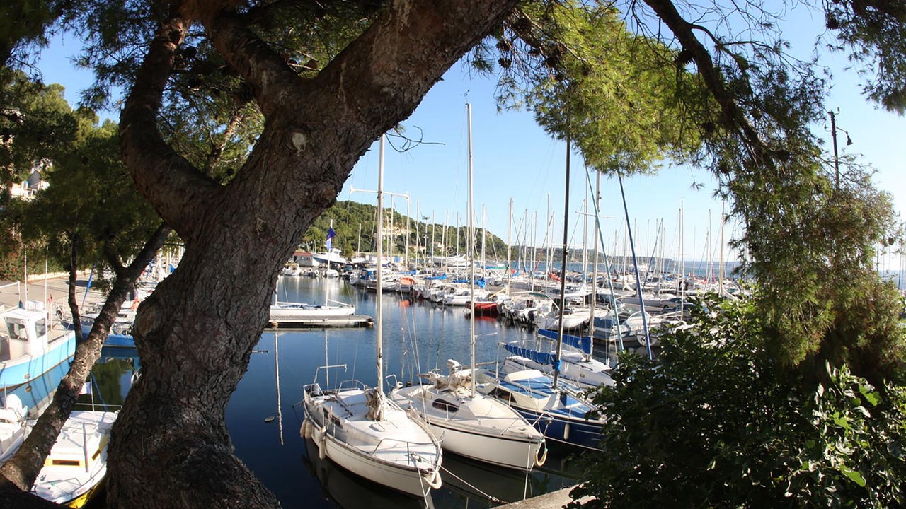 Photo of Others in Istres
