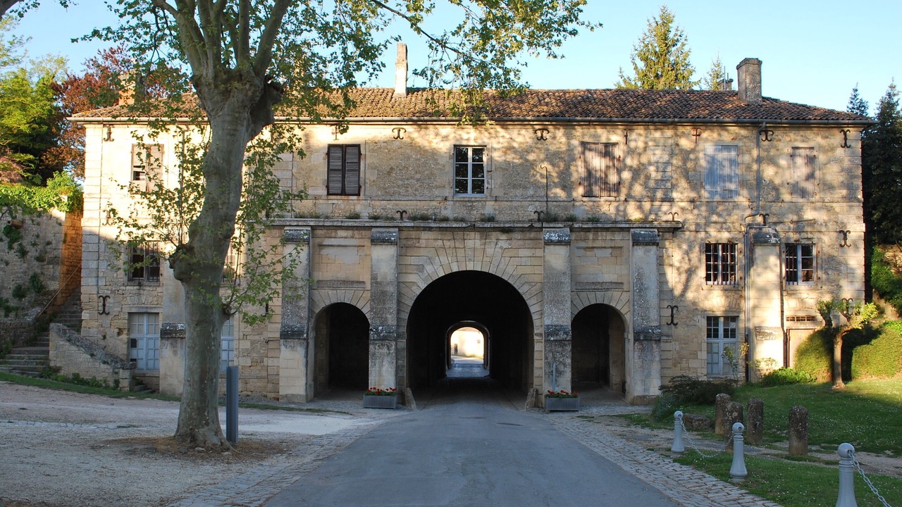 Photo of Others in Blaye