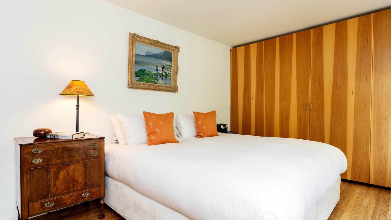 Photo of Bedroom in Pembridge