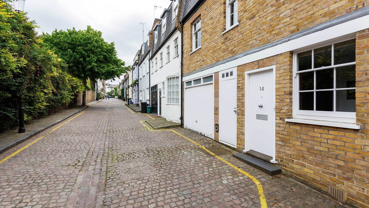 Photo of Outdoor in Pembridge