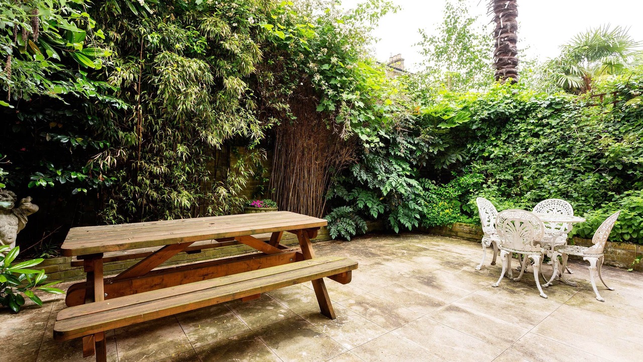 Photo of Outdoor in Pembridge