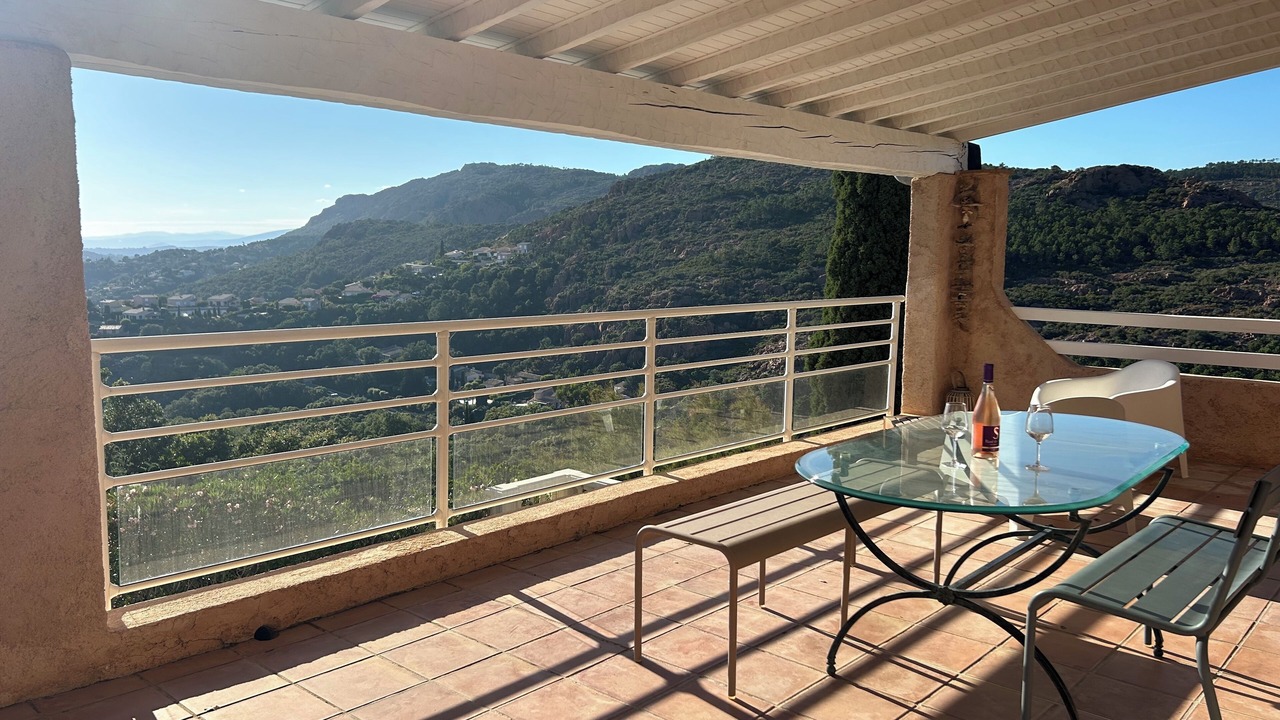 Photo of Outdoor in Antheor