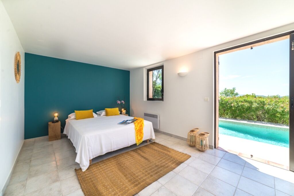 Photo of Bedroom in Antheor