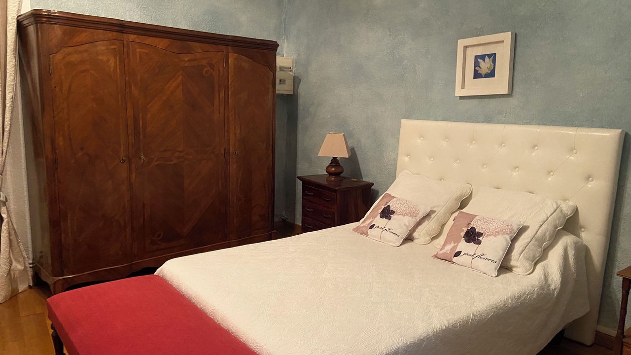 Photo of Bedroom in Saint-Paul-le-Jeune